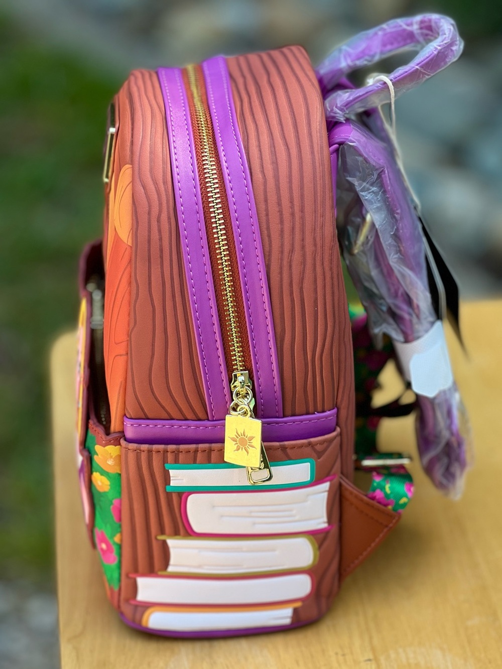 Loungefly Disney Tangled Rapunzel Exclusive Books Backpack and Wallet Set NWT - Picture 4 of 16
